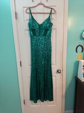 Morgan & Co. Prom dress